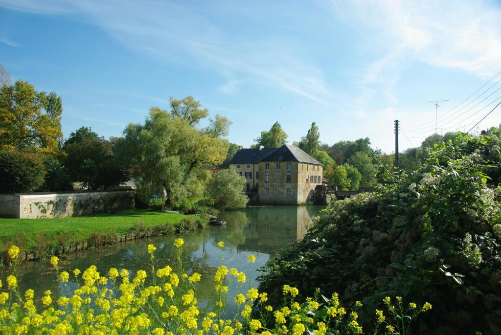 Residence Moulin Le Cygne Stenay Bagian luar foto